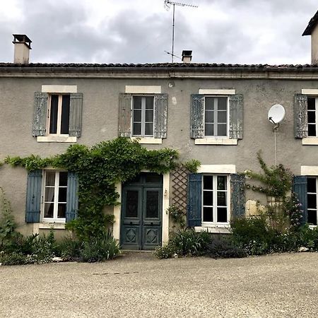 Maison Verdeau Yviers Екстериор снимка