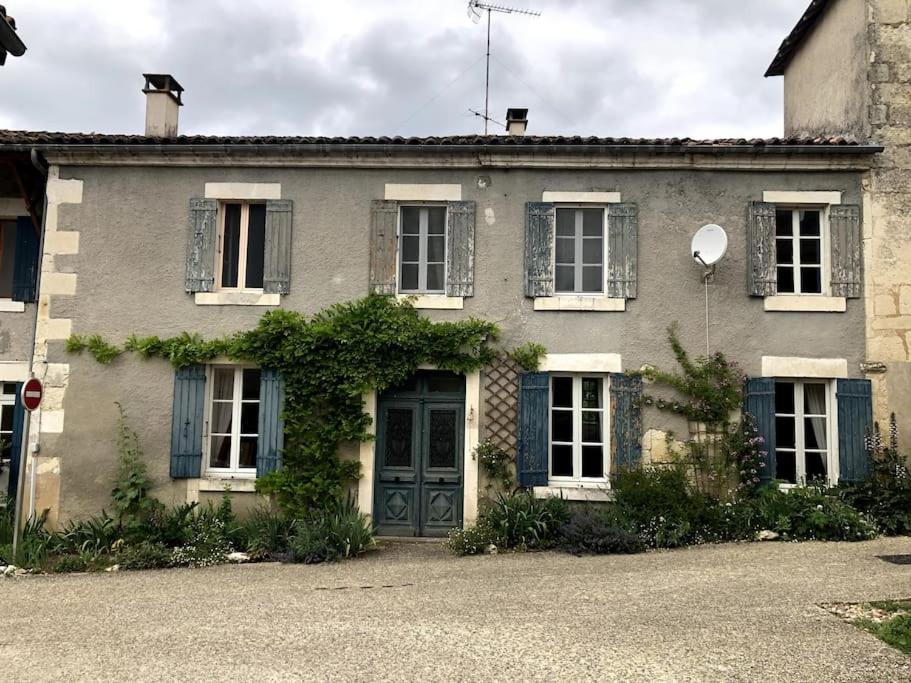 Maison Verdeau Yviers Екстериор снимка